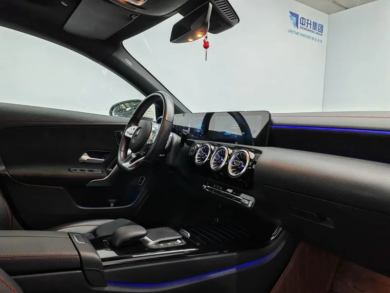 Mercedes-Benz CLA (Imported) — фото 15