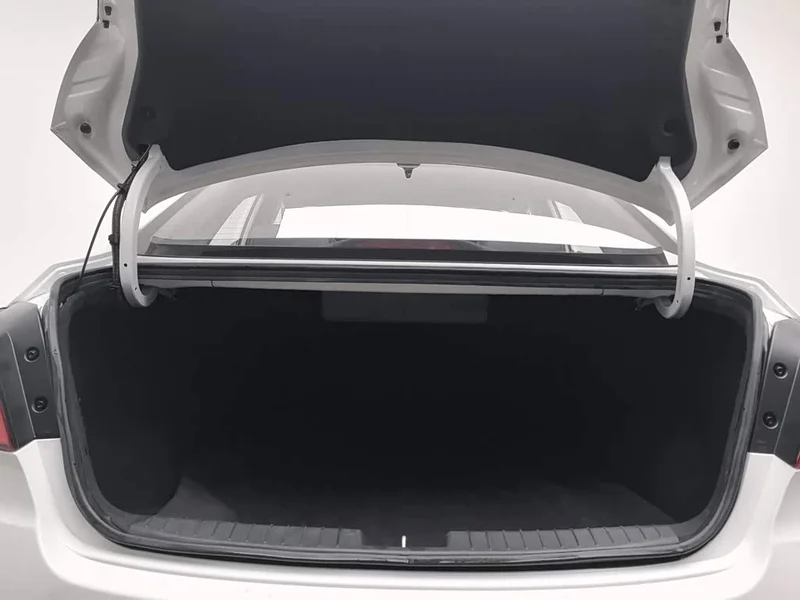 Hyundai Mistra — фото 16