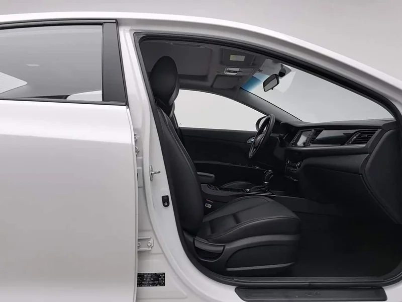Hyundai Mistra — фото 23