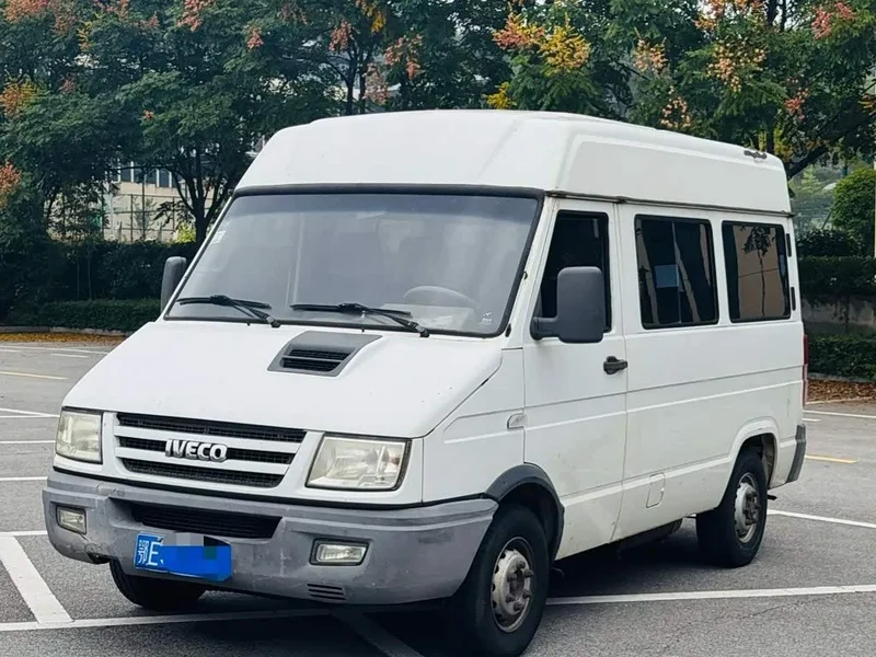 Iveco Daily — фото 1