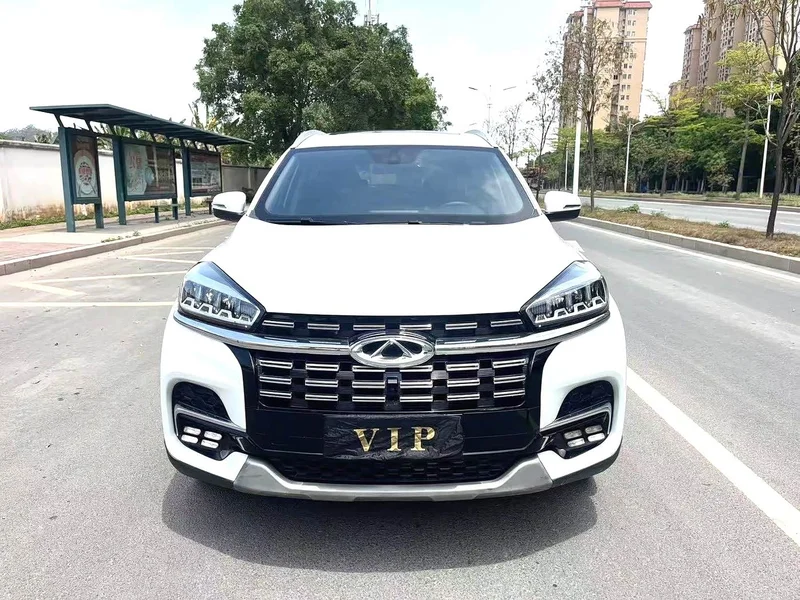 Chery Tiggo 8 — фото 1