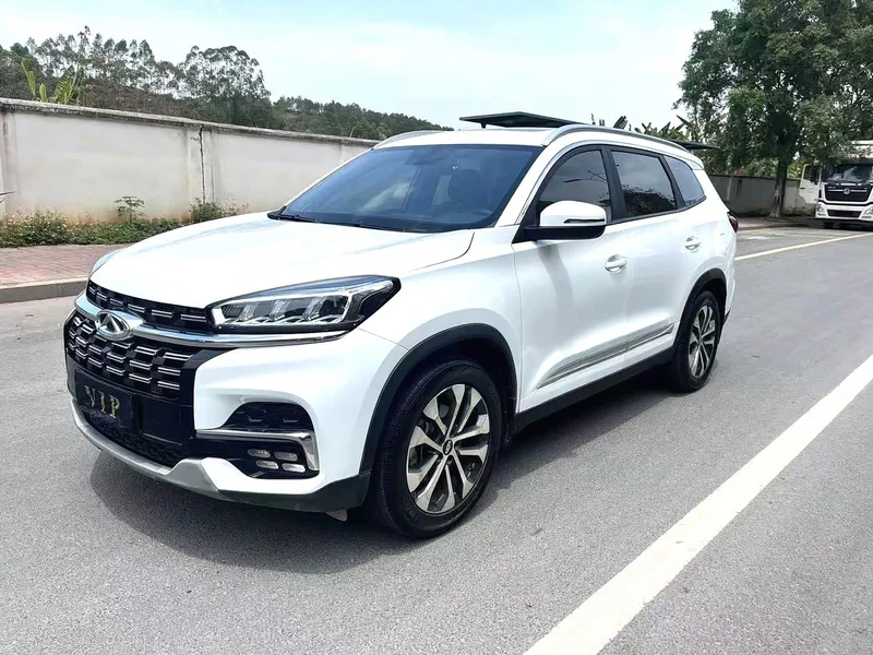 Chery Tiggo 8 — фото 2