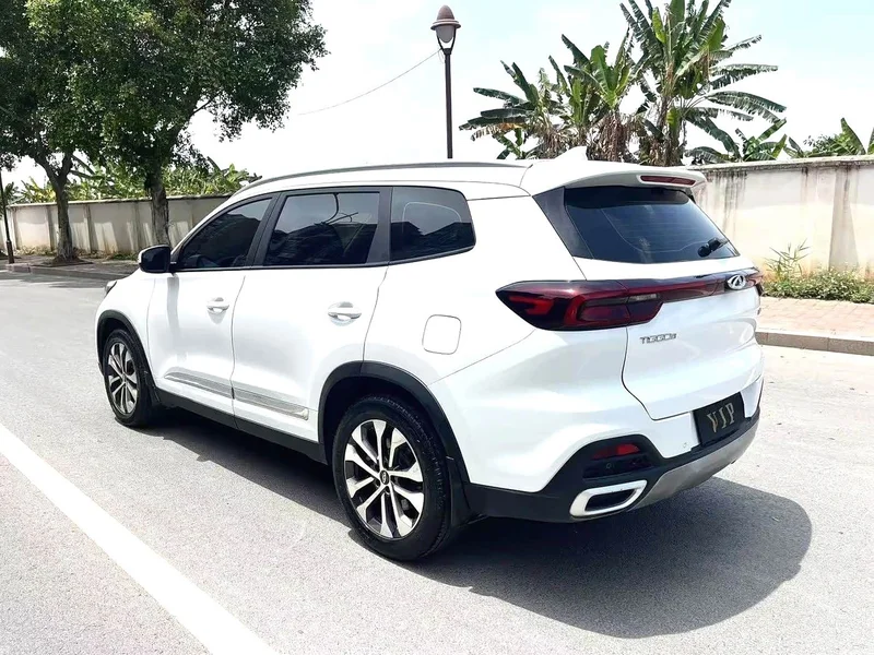 Chery Tiggo 8 — фото 9