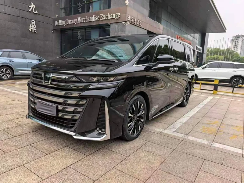 Toyota Vellfire — фото 3