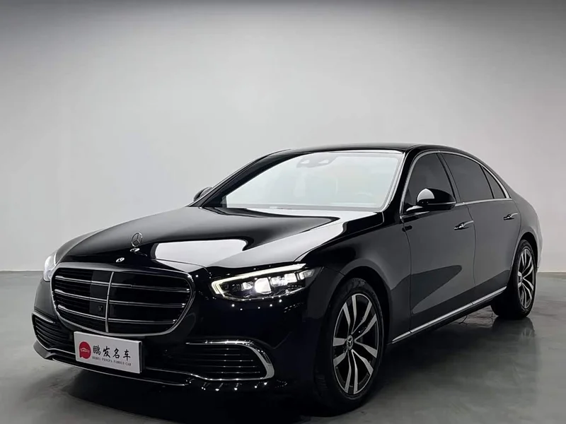 Mercedes-Benz S-Class — фото 1