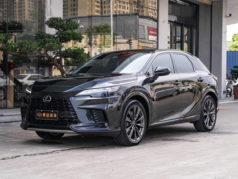 Lexus RX — фото 1