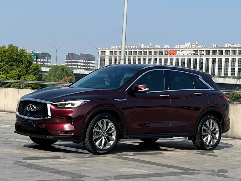 Infiniti QX50 — фото 1