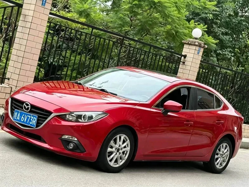 Mazda 3 Axela — фото 2