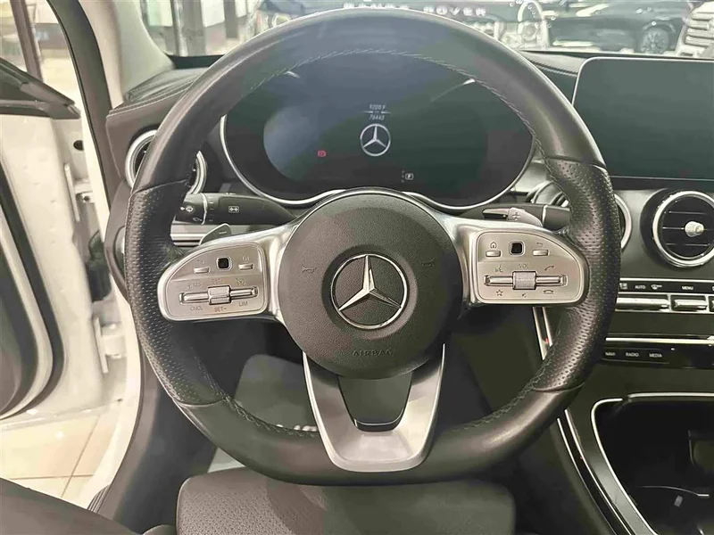 Mercedes-Benz C-Class — фото 7