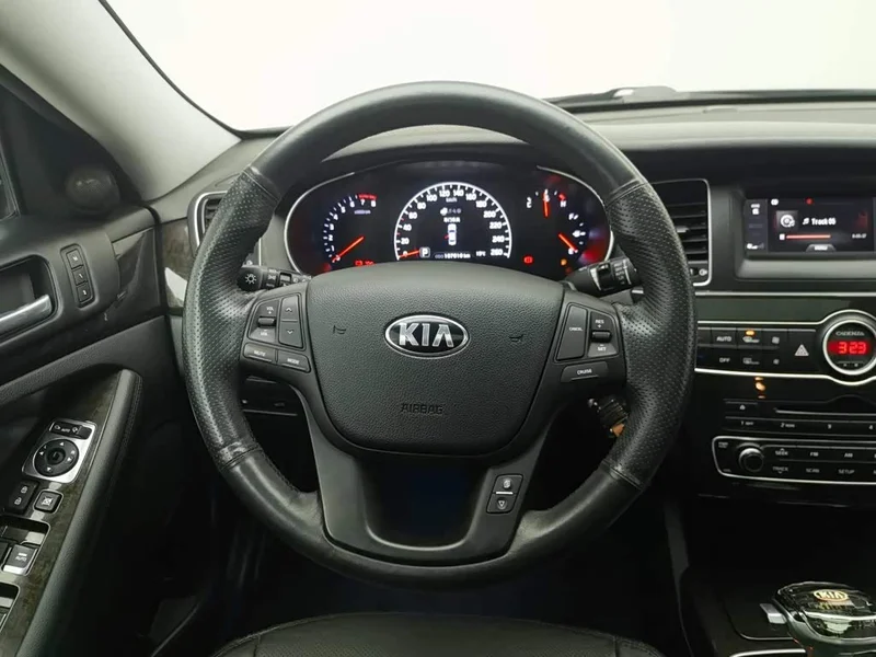 Kia Cadenza — фото 11