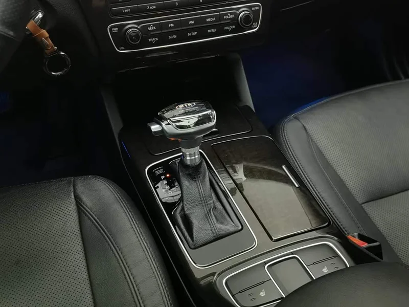 Kia Cadenza — фото 13