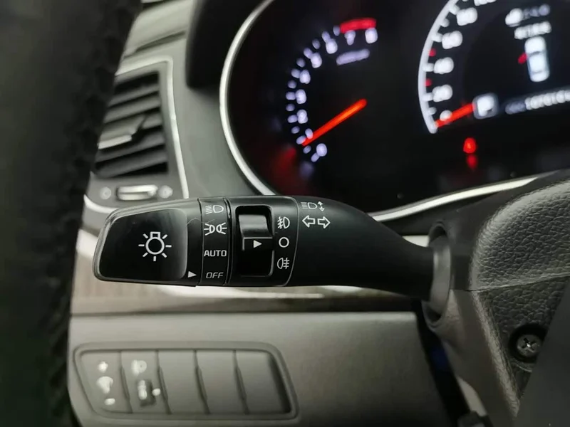 Kia Cadenza — фото 21