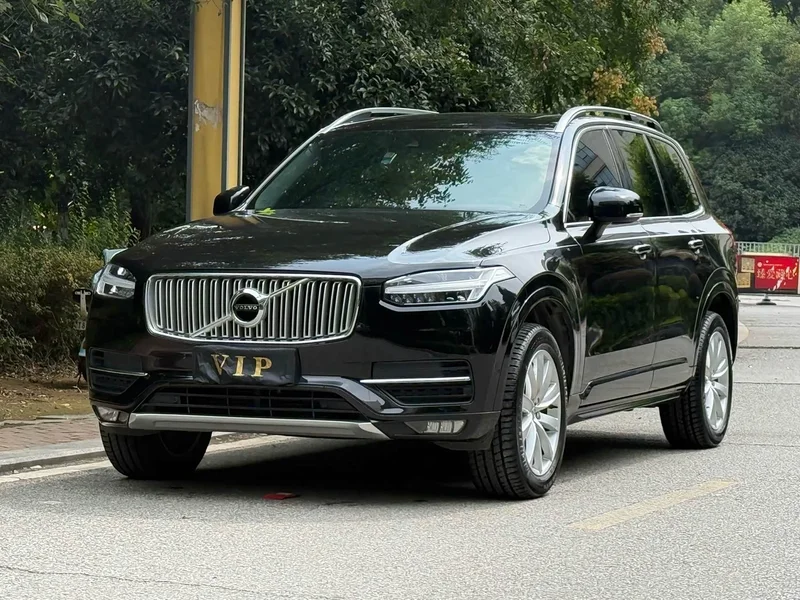 Volvo XC90 — фото 2