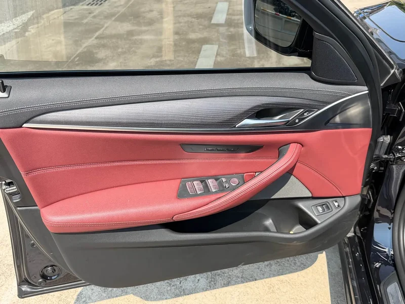BMW 5 Series New Energy — фото 11
