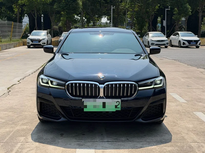 BMW 5 Series New Energy — фото 2