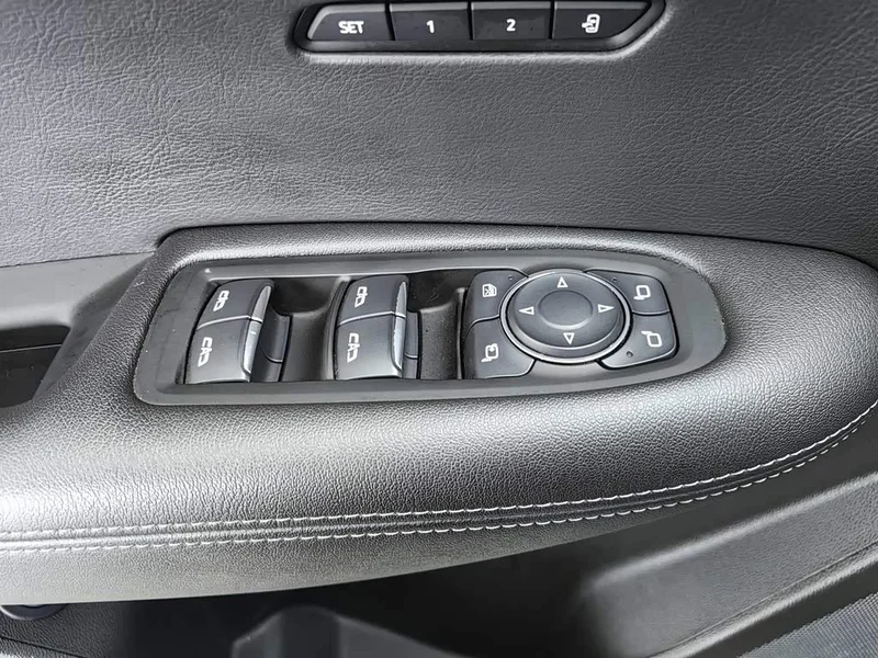 Cadillac XT5 — фото 9
