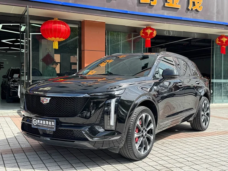 Cadillac XT5 — фото 1