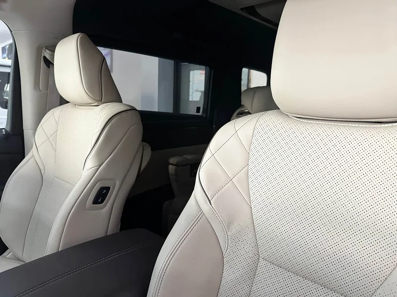 Toyota Vellfire — фото 8
