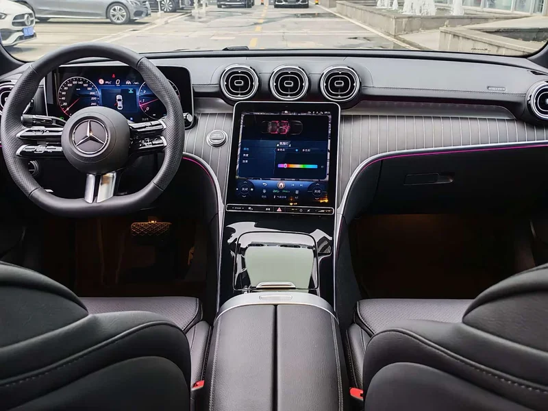 Mercedes-Benz C-Class — фото 20