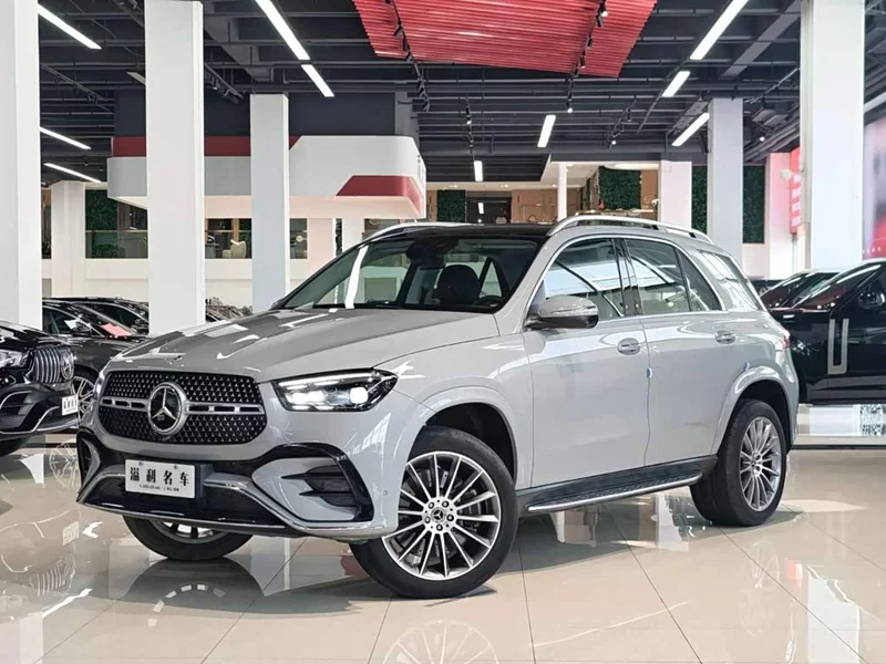 Mercedes-Benz GLE — фото 1