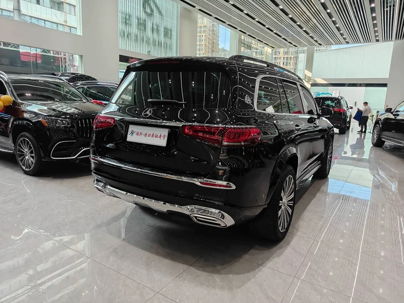 Mercedes-Benz GLS — фото 27