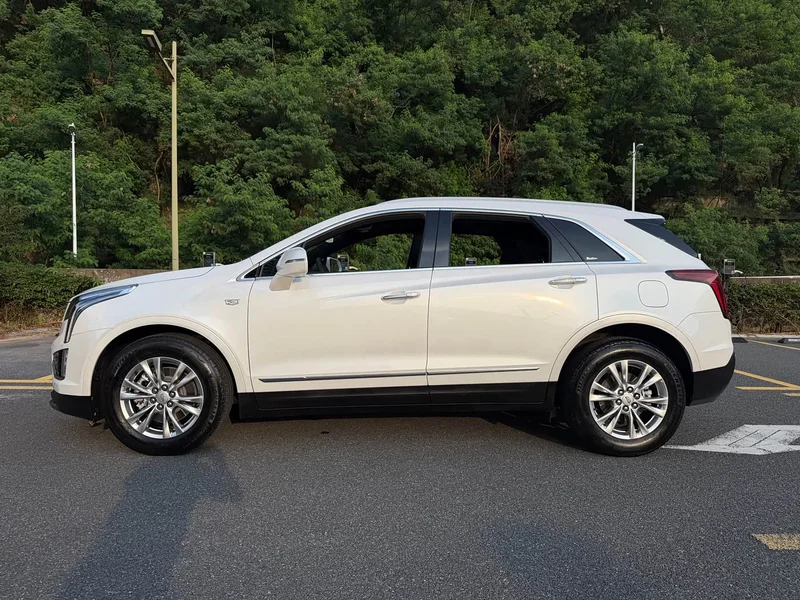 Cadillac XT5 — фото 4