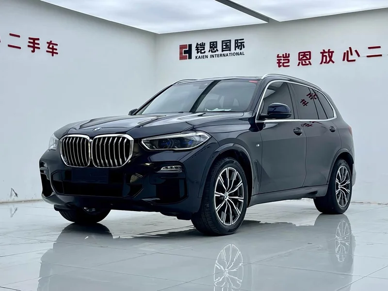 BMW X5 — фото 1