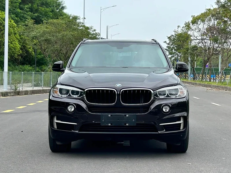 BMW X5 — фото 2