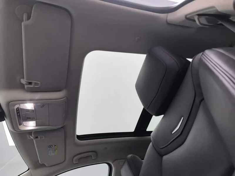 Cadillac XT5 — фото 14