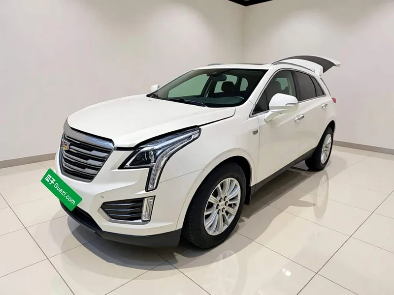 Cadillac XT5 — фото 1