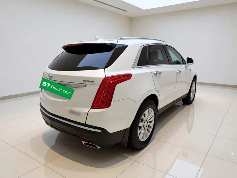 Cadillac XT5 — фото 6