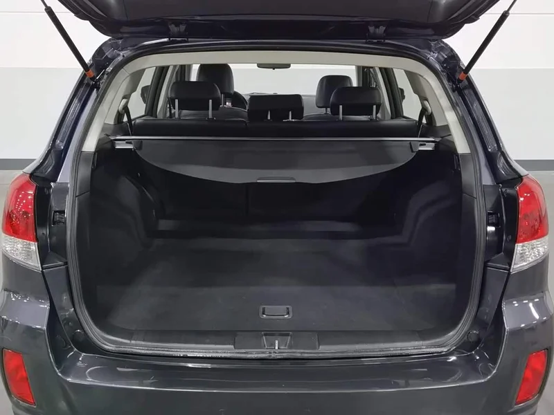 Subaru Outback — фото 16
