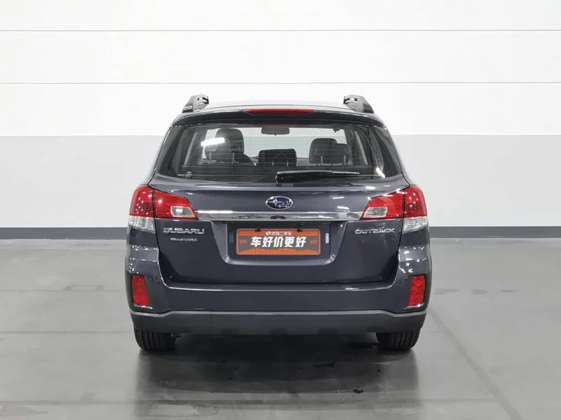 Subaru Outback — фото 4
