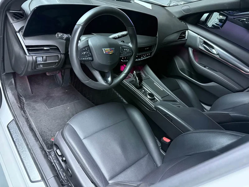 Cadillac CT5 — фото 4