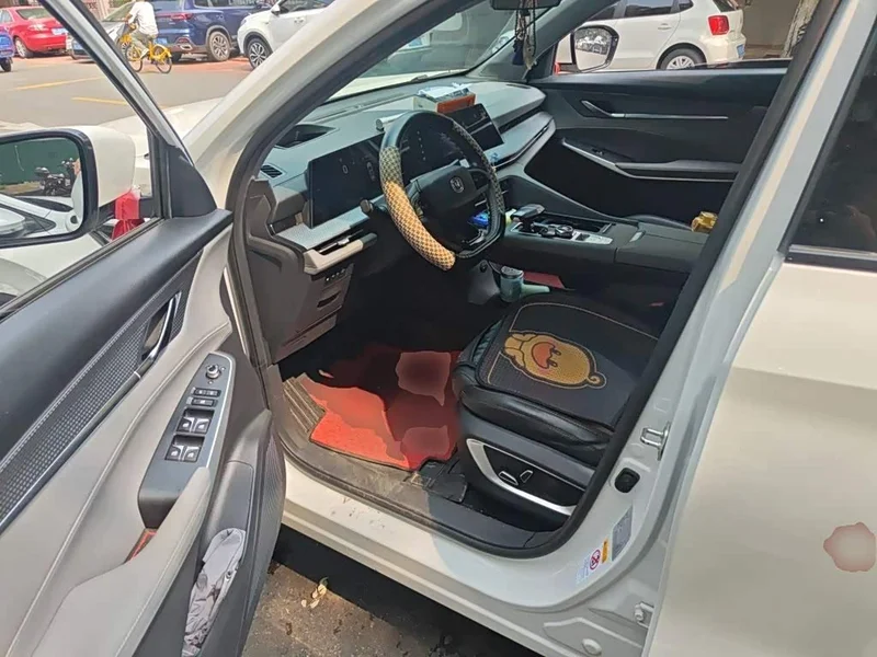 Changan CS75PLUS — фото 17