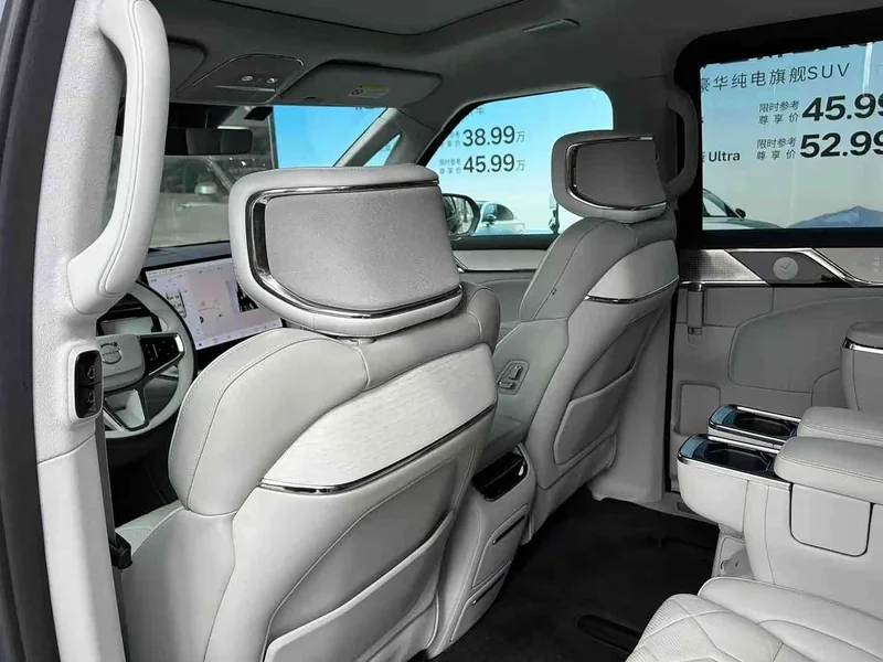 Volvo EM90 — фото 10