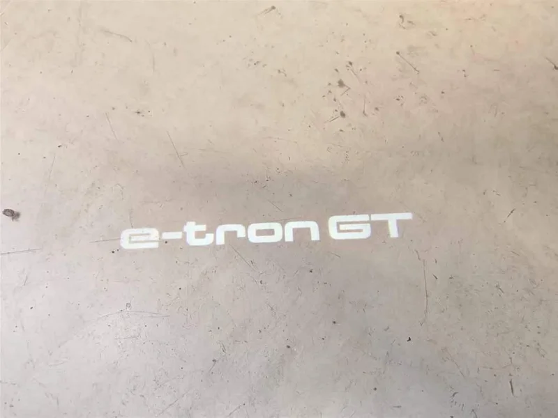 Audi RS e-tron GT — фото 9