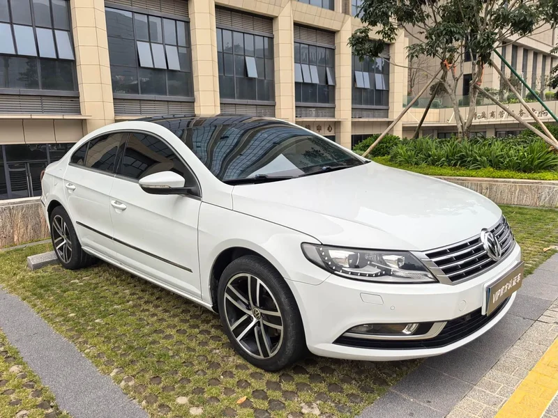 Volkswagen FAW-Volkswagen CC — фото 4