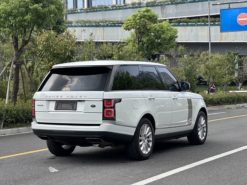 Land Rover Range Rover — фото 18