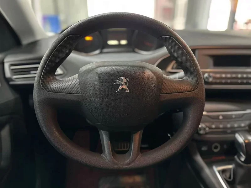 Peugeot 308S — фото 11