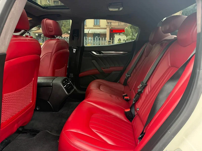 Maserati Ghibli — фото 16