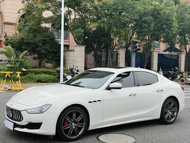 Maserati Ghibli — фото 3