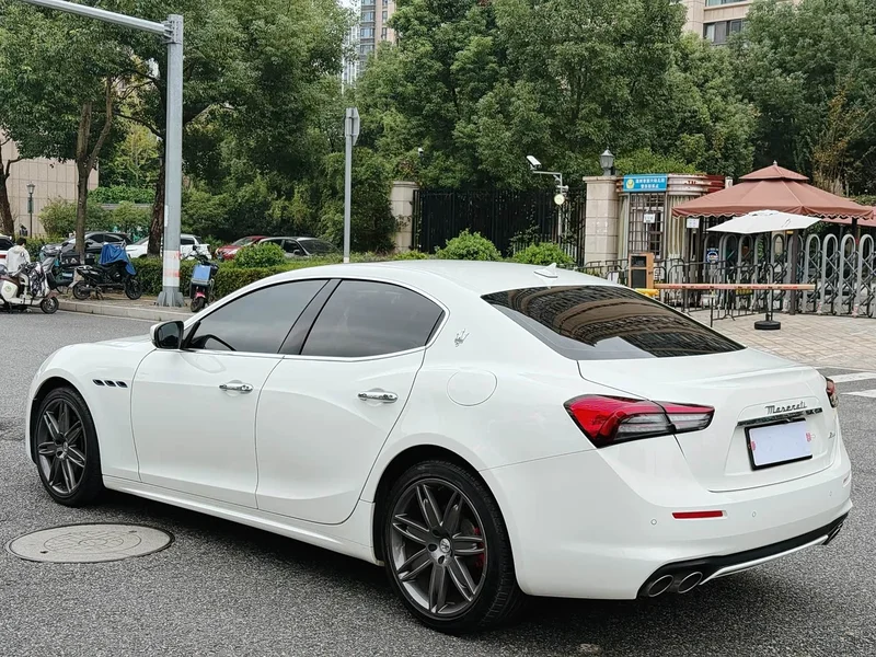 Maserati Ghibli — фото 5