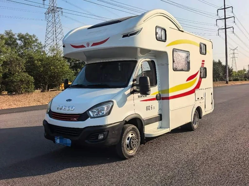 Iveco Eurocargo — фото 1