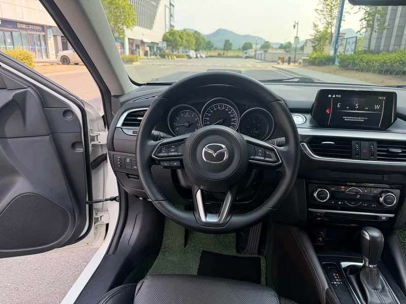 Mazda Atenza — фото 15