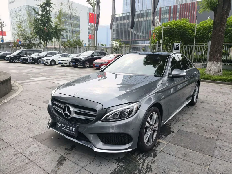 Mercedes-Benz C-Class — фото 1