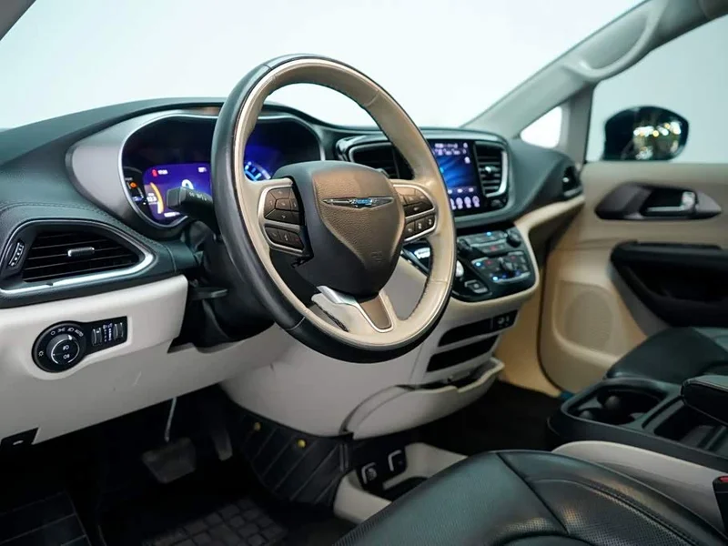 Jeep Grand Voyager — фото 15