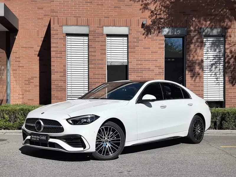 Mercedes-Benz C-Class — фото 1