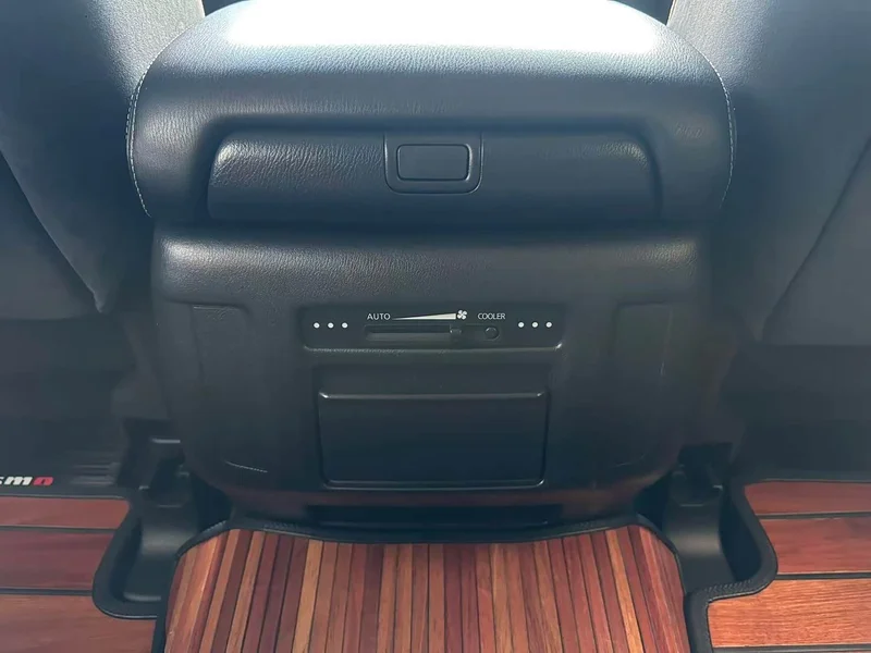 Nissan Patrol — фото 21