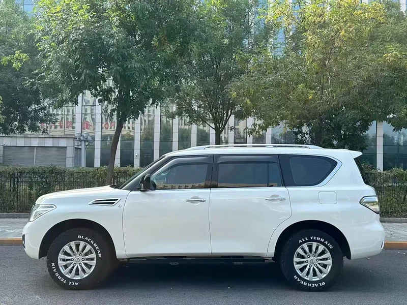 Nissan Patrol — фото 4